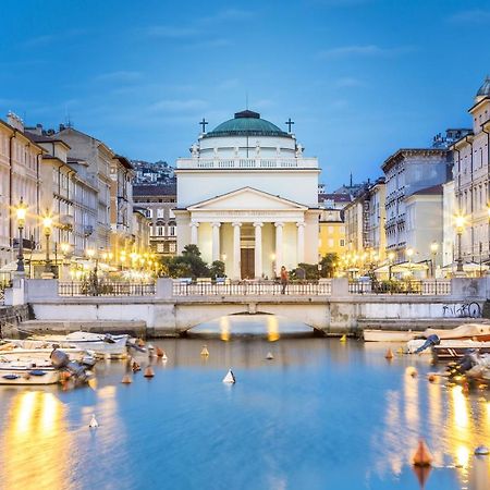 Casa Vacanze Hadithi, tra Le Rive e Piazza Unità Trieste Esterno foto