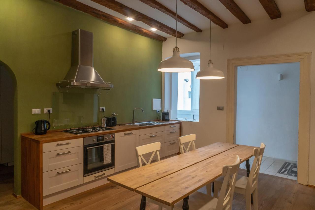 Casa Vacanze Hadithi, tra Le Rive e Piazza Unità Trieste Esterno foto